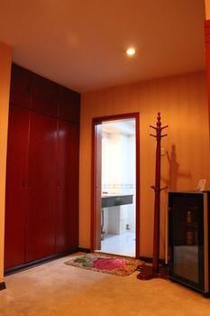 Dongfang Hotel Harbin Esterno foto